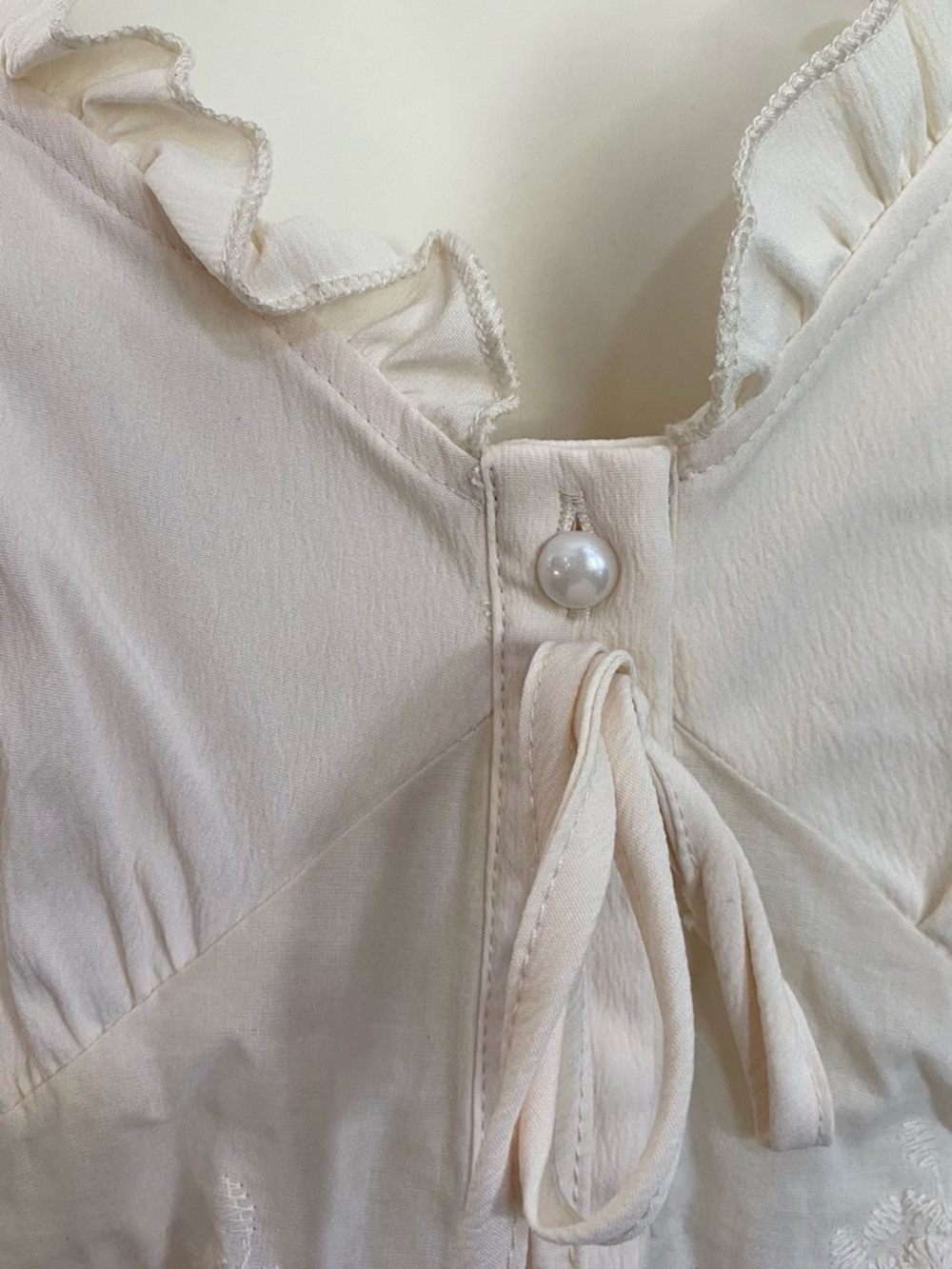 Ivory Ruffle Lace Peasant Blouse - Picture 2 of 5